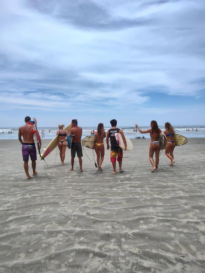 Hostel Ohanalu Surf House Itanhaém Kültér fotó